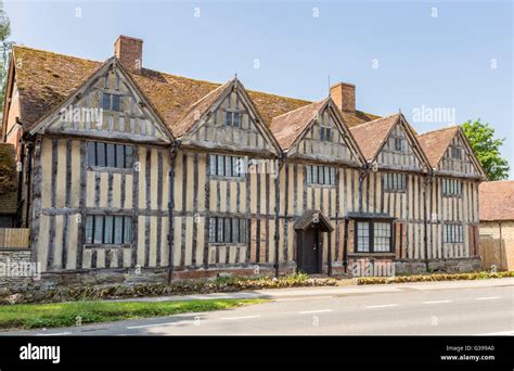 real tudor house|houses in the 16th century.